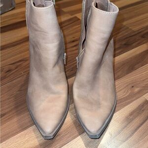 Lucky Brand Women's Tan Ankle Booties
